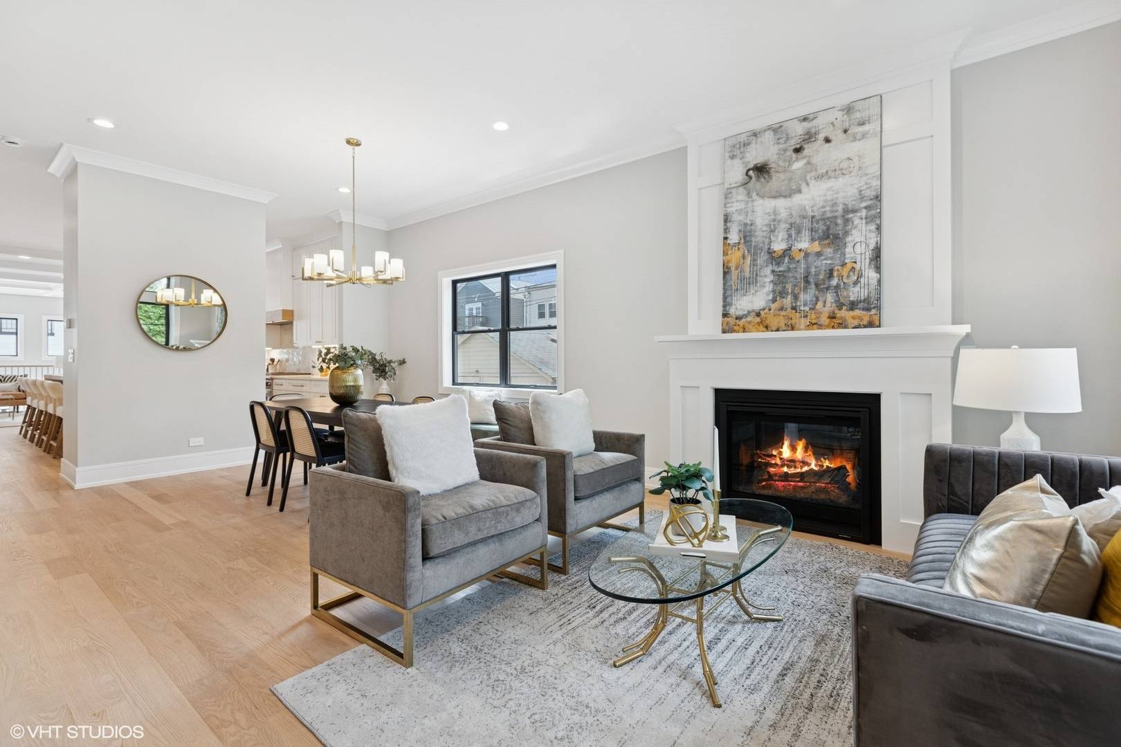 Chicago, IL 60618,3015 N HAMILTON AVE