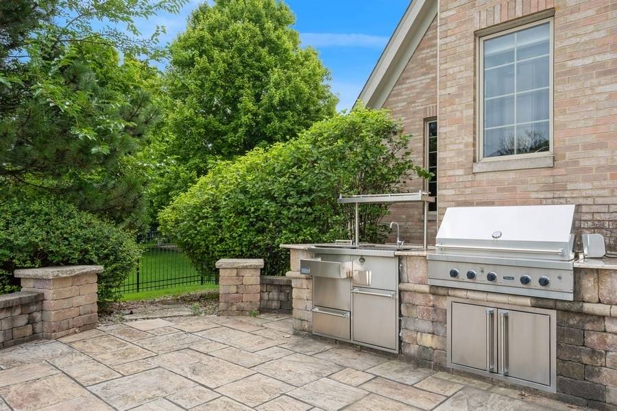 Munster, IN 46321,1913 Briarwood CIR