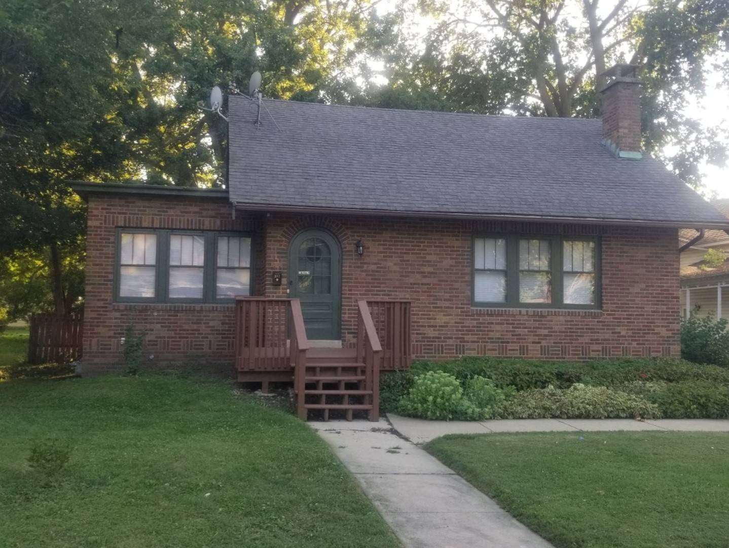 Mendota, IL 61342,202 6th AVE