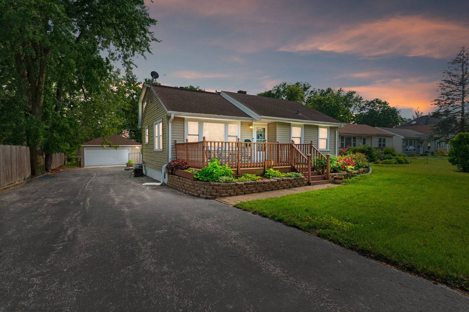 Lombard, IL 60148,219 W Crystal AVE