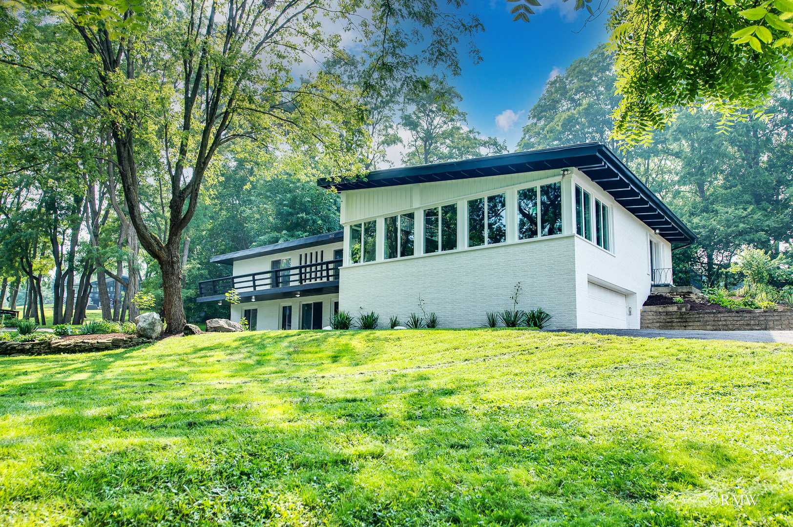 Sleepy Hollow, IL 60118,1022 Beau Brummel DR