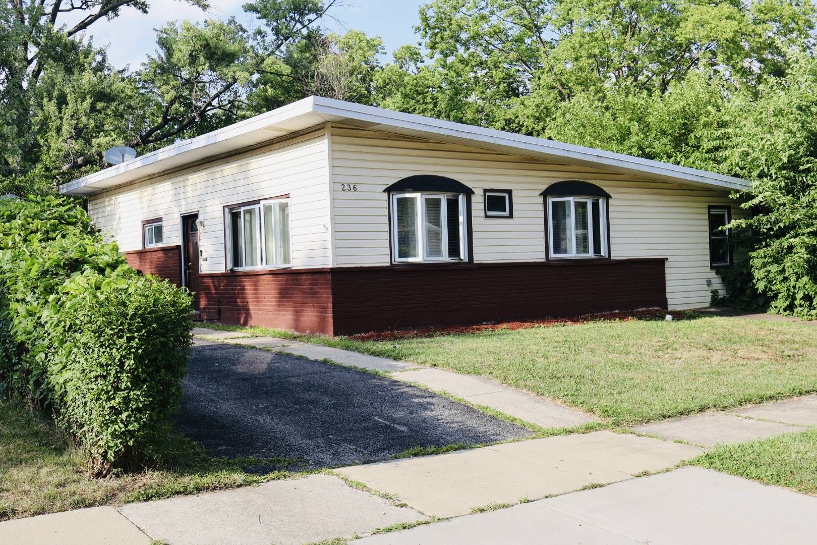 Park Forest, IL 60466,236 Tampa ST