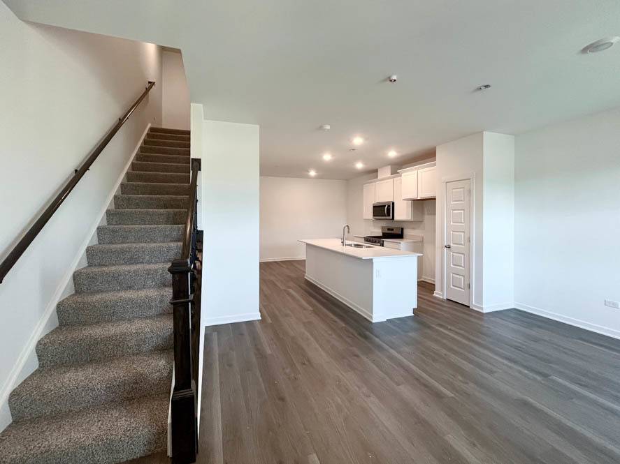 Oswego, IL 60543,2253 Riesling RD