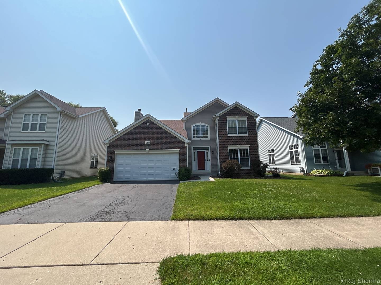 Waukegan, IL 60085,910 S West AVE