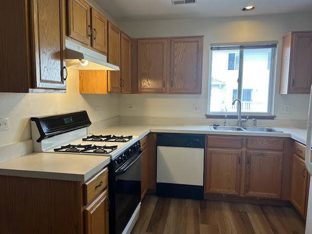 Waukegan, IL 60085,936 S Darla CT