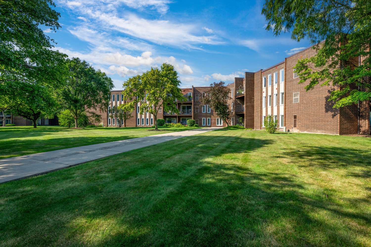 Wheeling, IL 60090,1450 Sandpebble DR #333