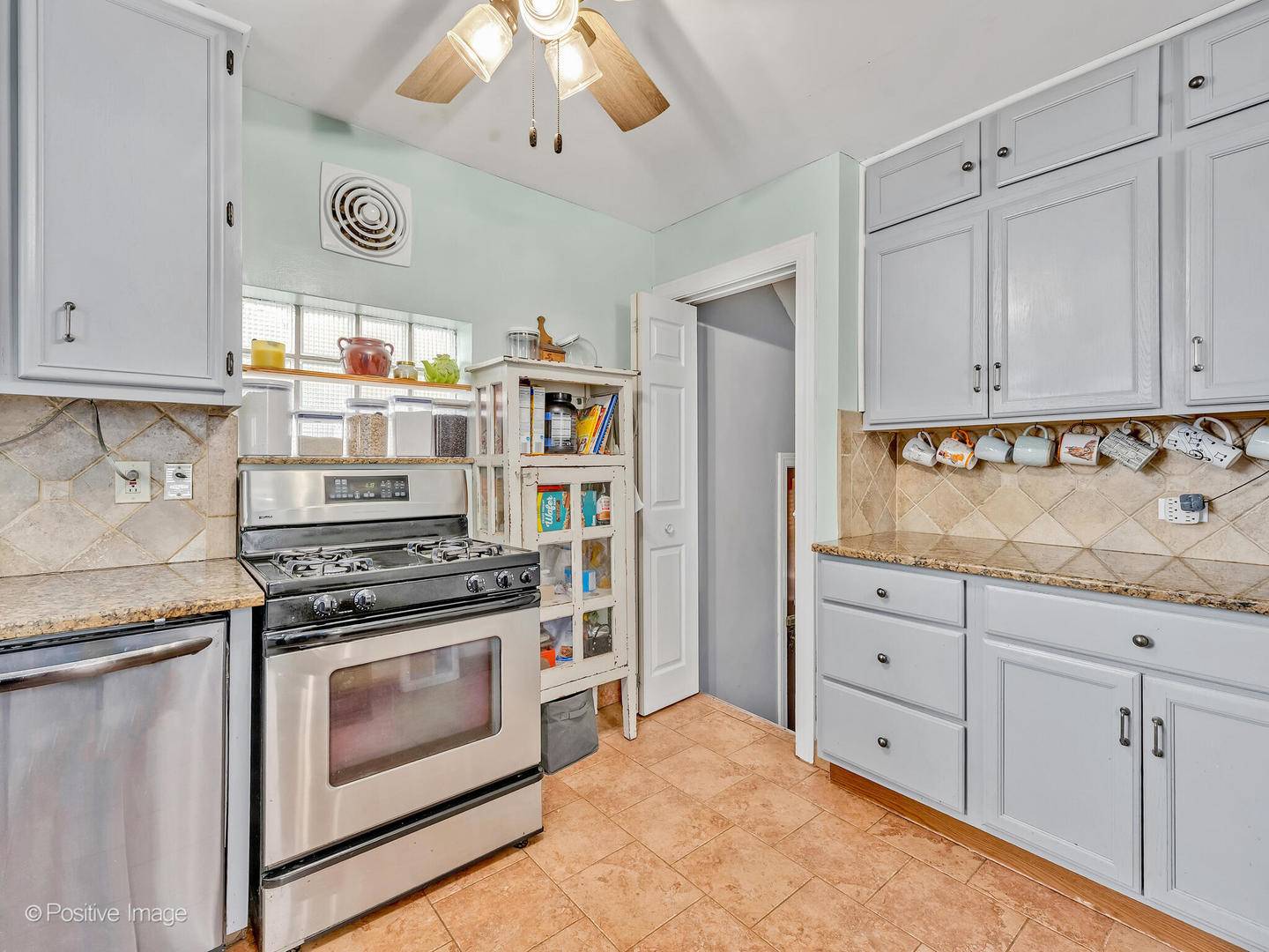 Brookfield, IL 60513,4154 Elm AVE