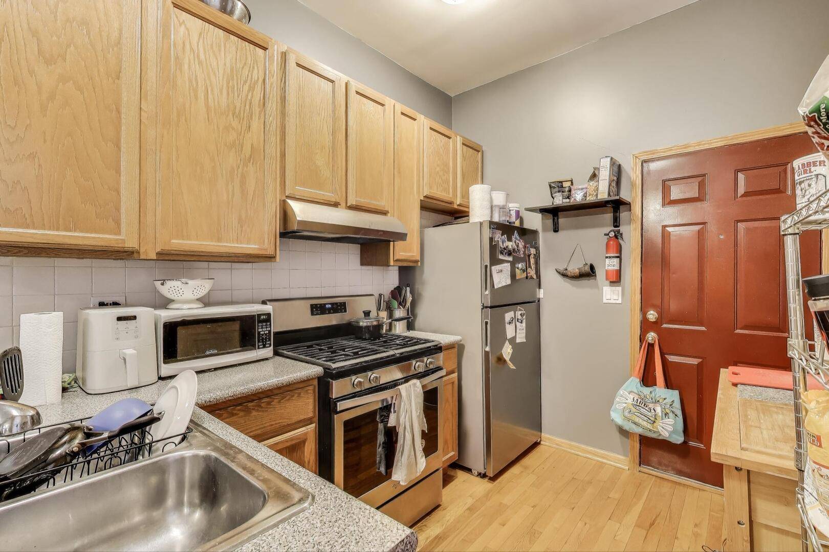 Chicago, IL 60642,1509 W Thomas ST #2R