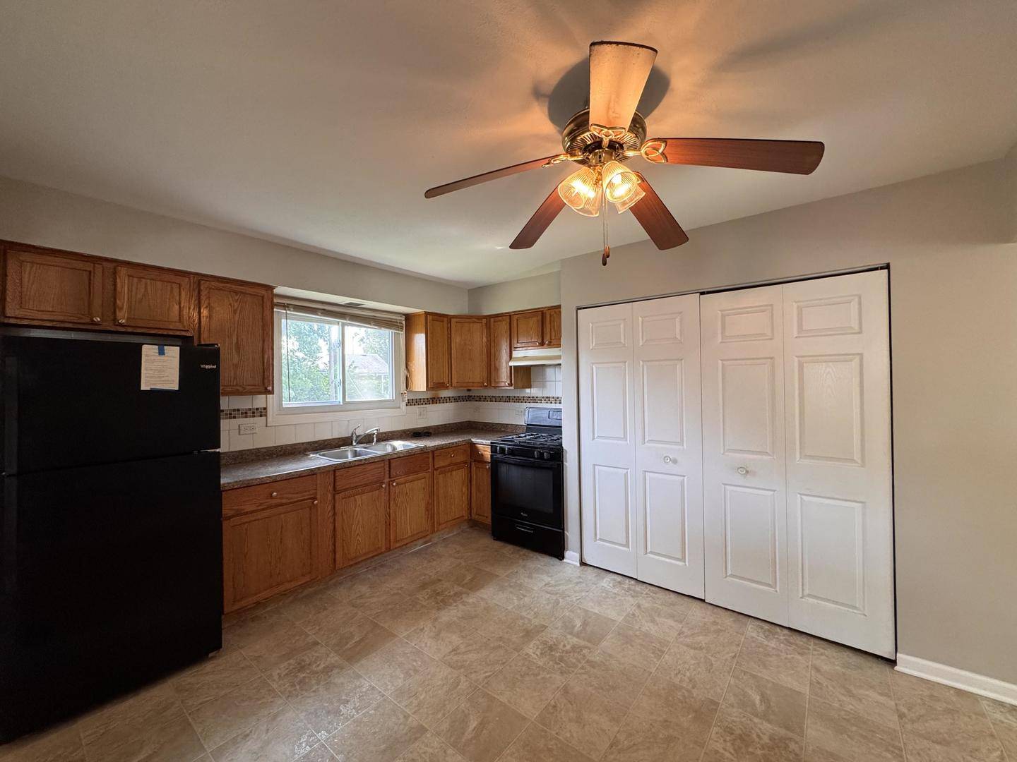Oak Forest, IL 60452,5103 Elmwood RD