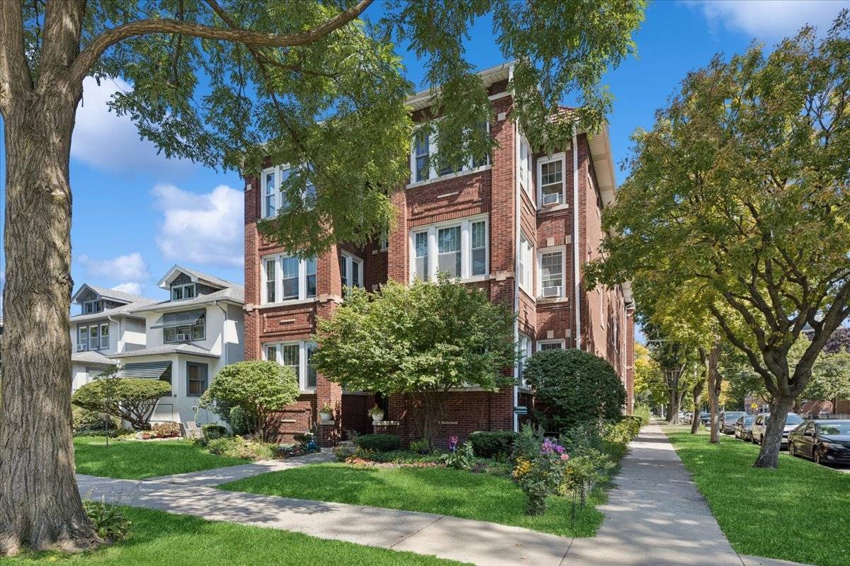 Oak Park, IL 60304,642 Van Buren ST #2