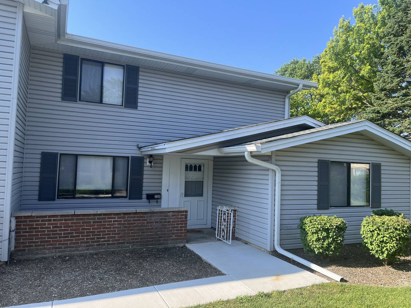 Schaumburg, IL 60194,Address not disclosed