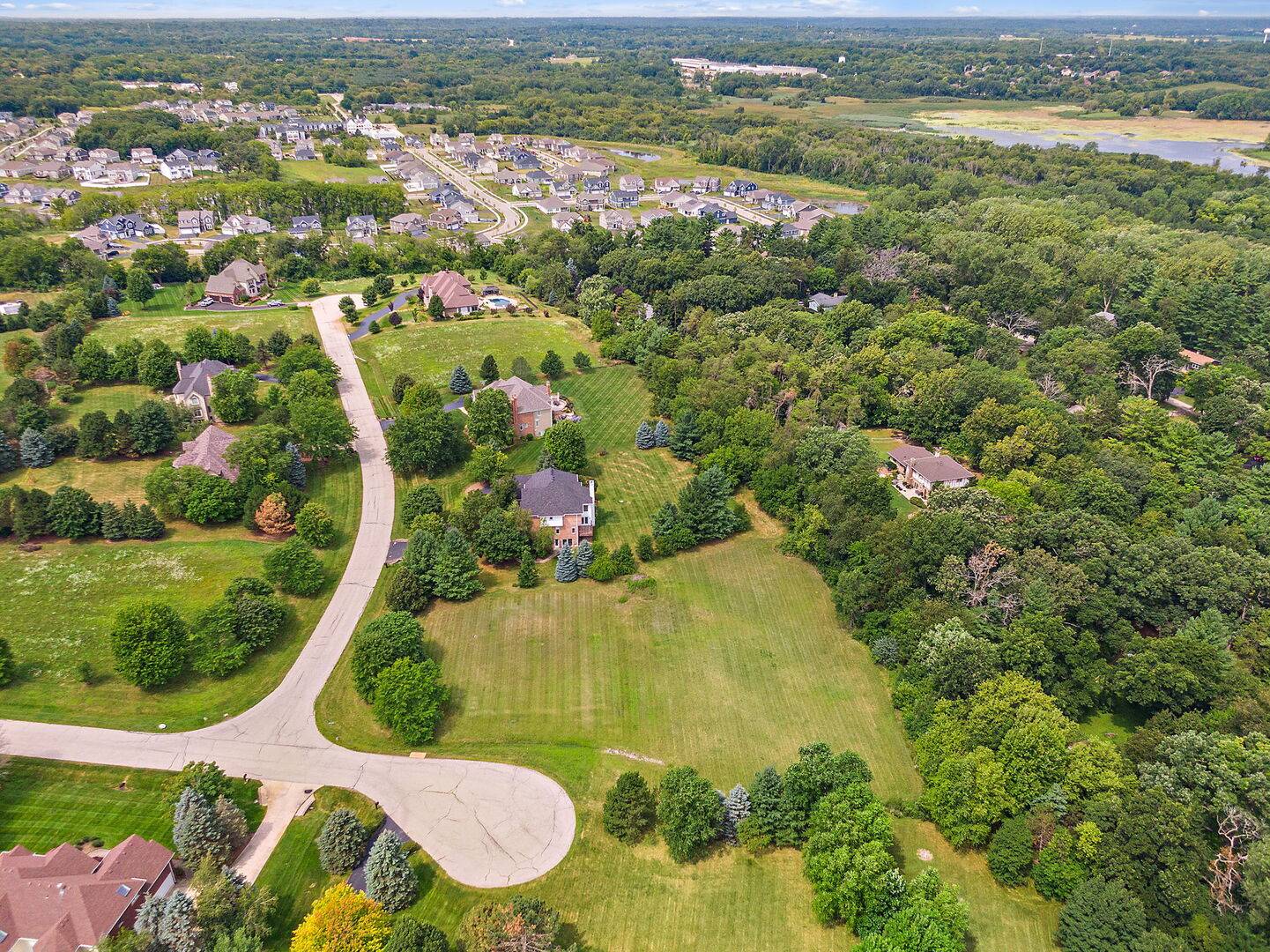 Crystal Lake, IL 60012,4315 S Heritage Hills RD