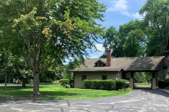 Geneva, IL 60134,1516 S Batavia AVE