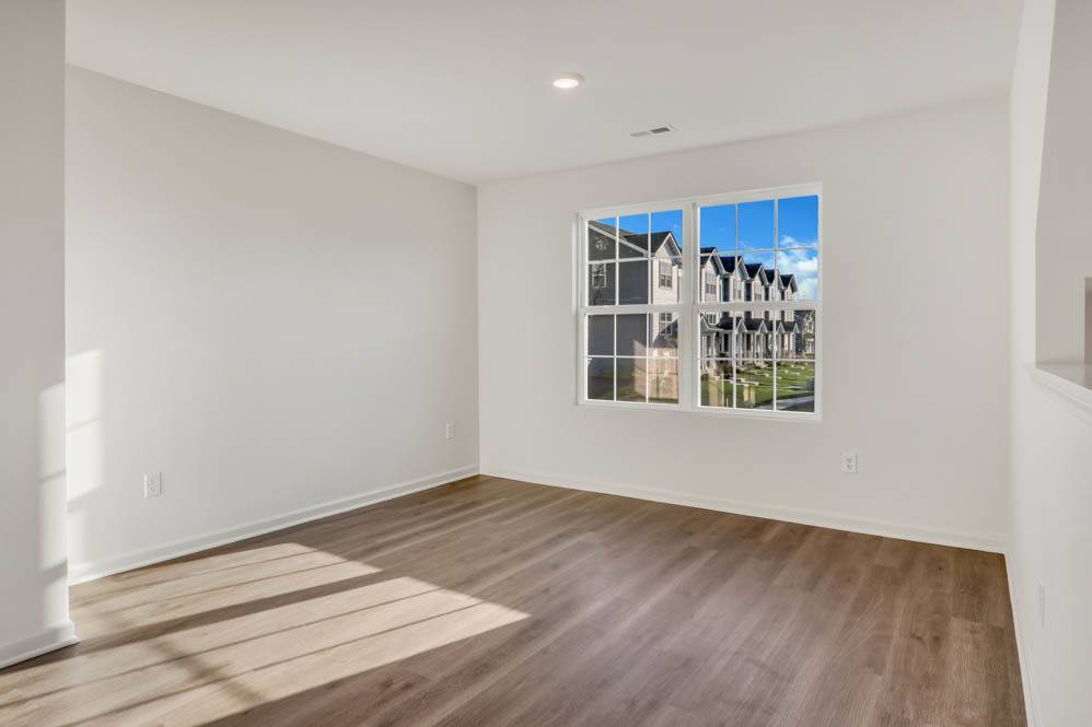Hampshire, IL 60140,857 Briar Glen CT