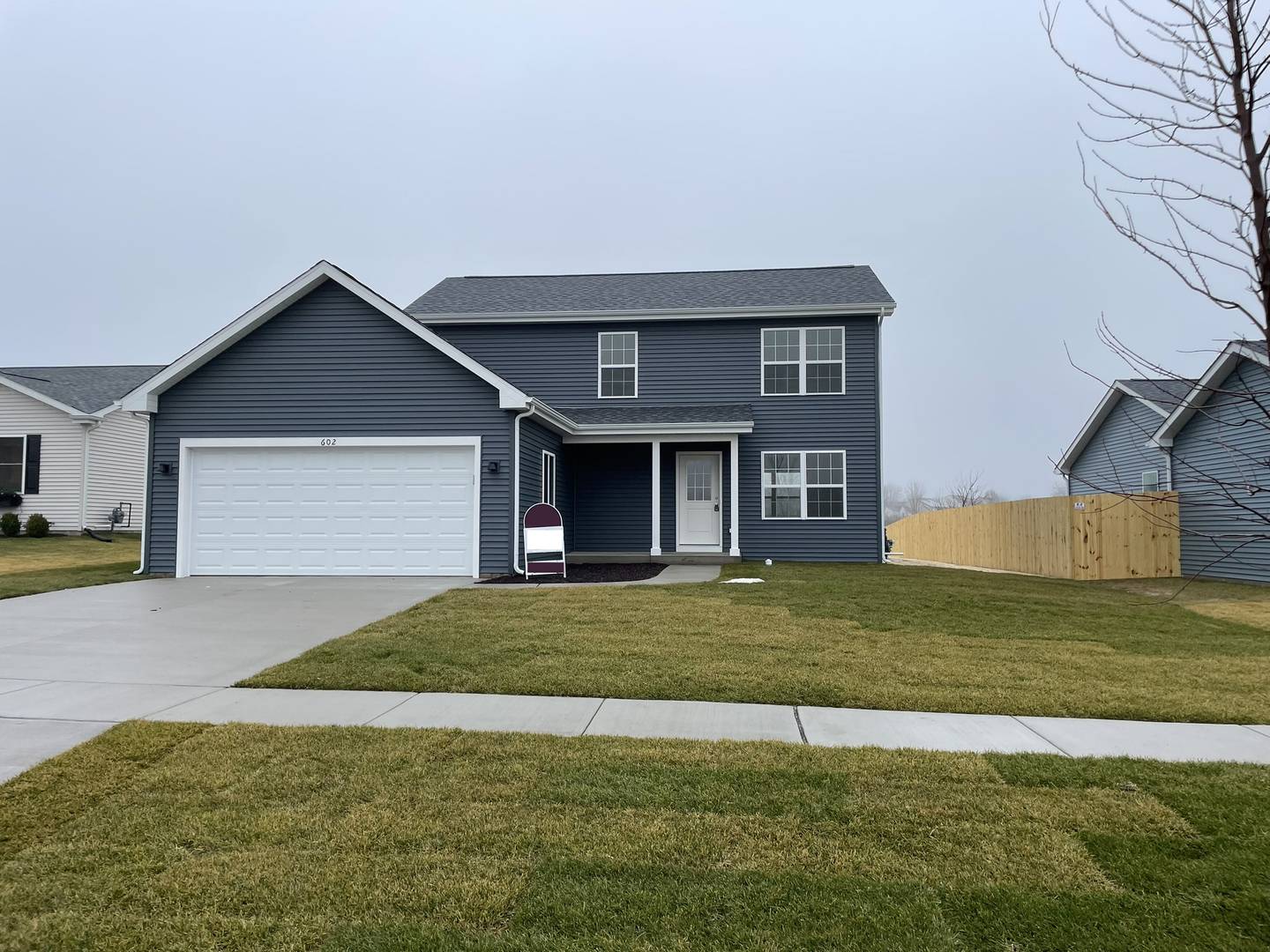 Harvard, IL 60033,611 Apple Valley RD