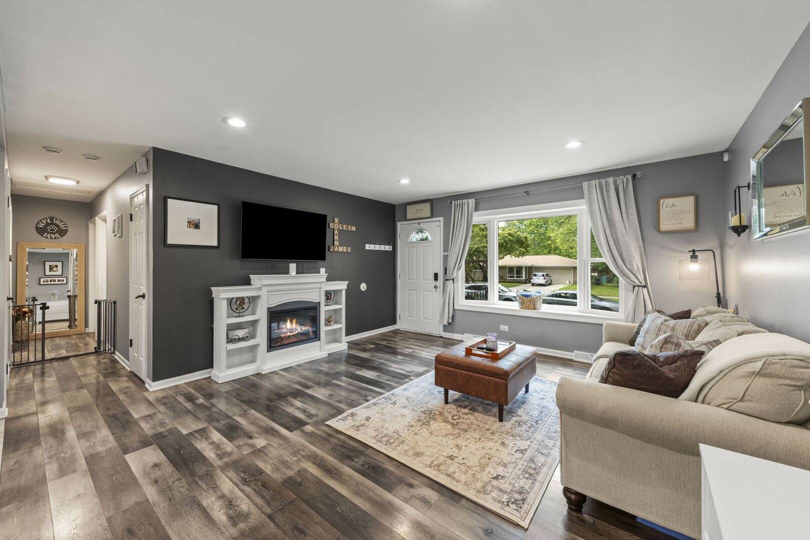 North Aurora, IL 60542,203 Lilac LN