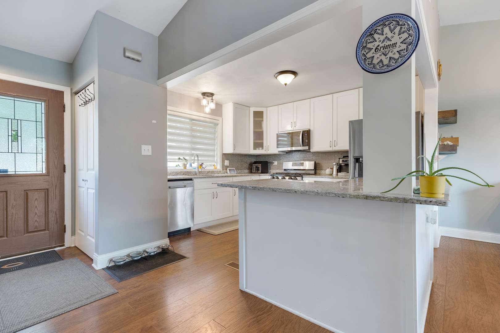 Bartlett, IL 60103,811 S Sheridan DR