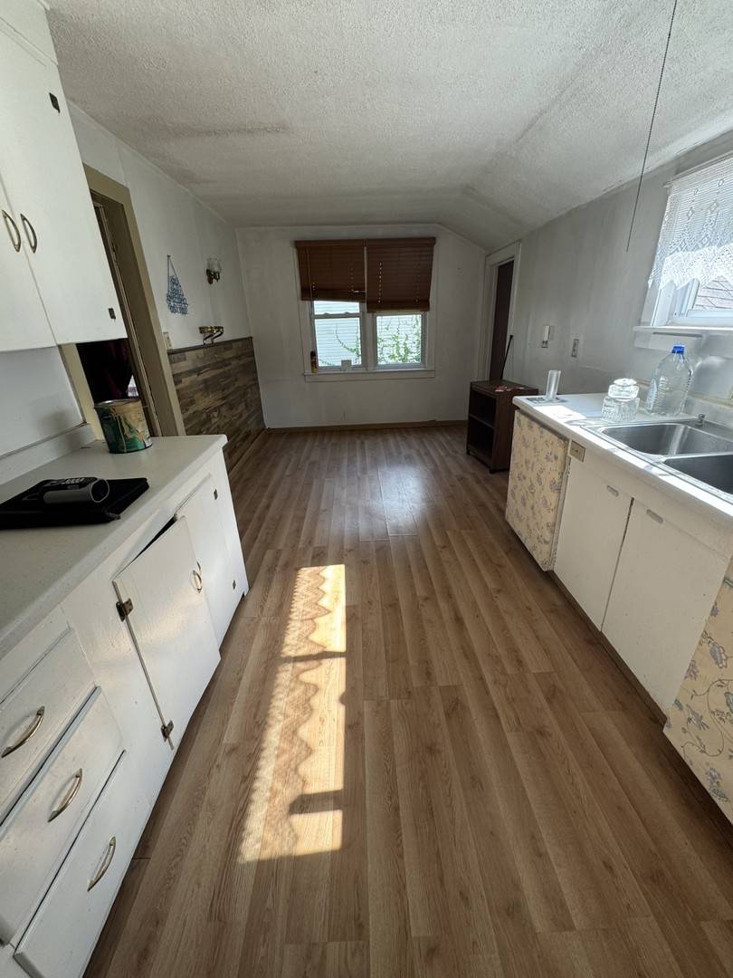 Sterling, IL 61081,505 6th AVE