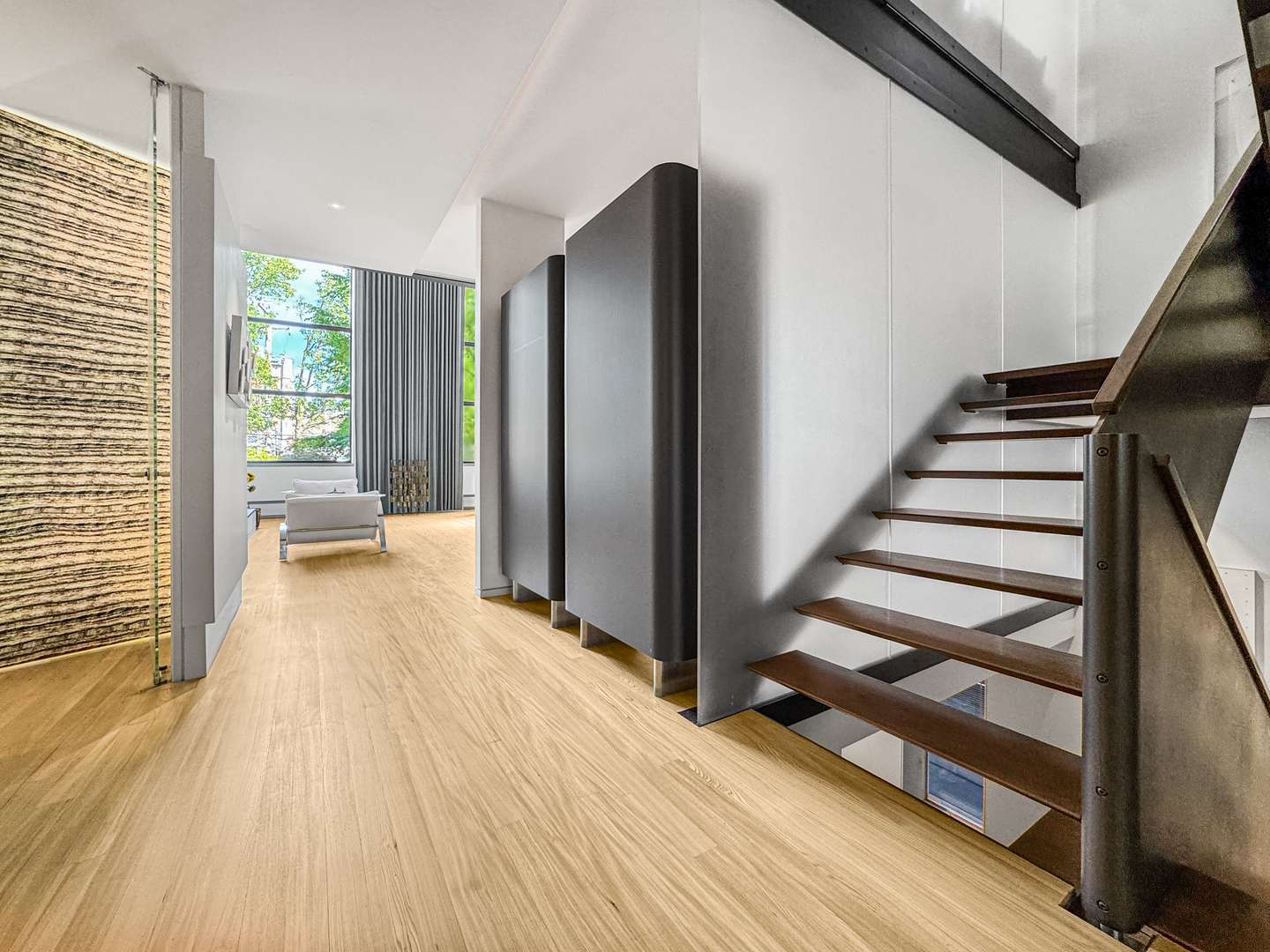 Chicago, IL 60614,2107 N Dayton ST