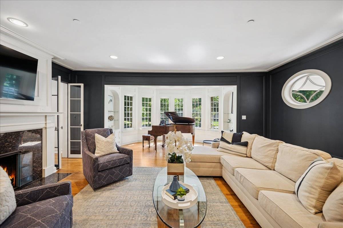 Wilmette, IL 60091,1120 Chestnut AVE