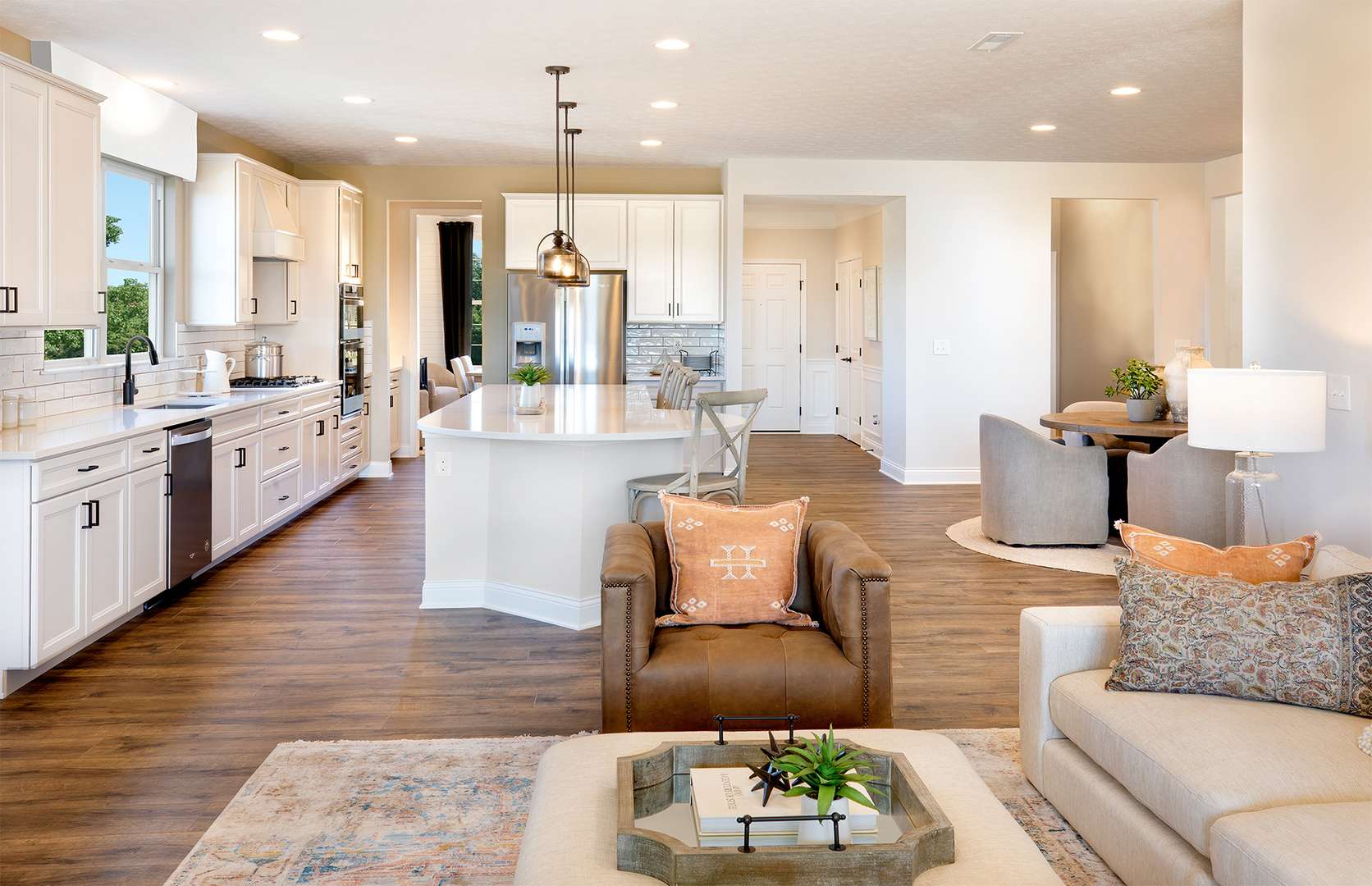 Batavia, IL 60510,266 Branson DR