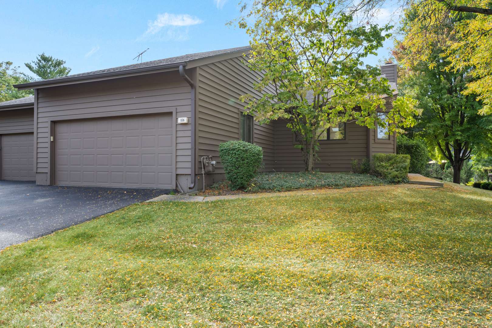 St. Charles, IL 60174,106 Sumac CT