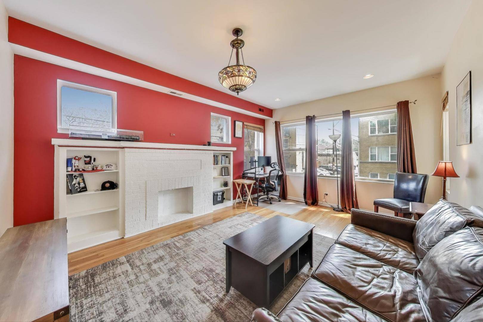 Chicago, IL 60625,3816 W Ainslie ST #1