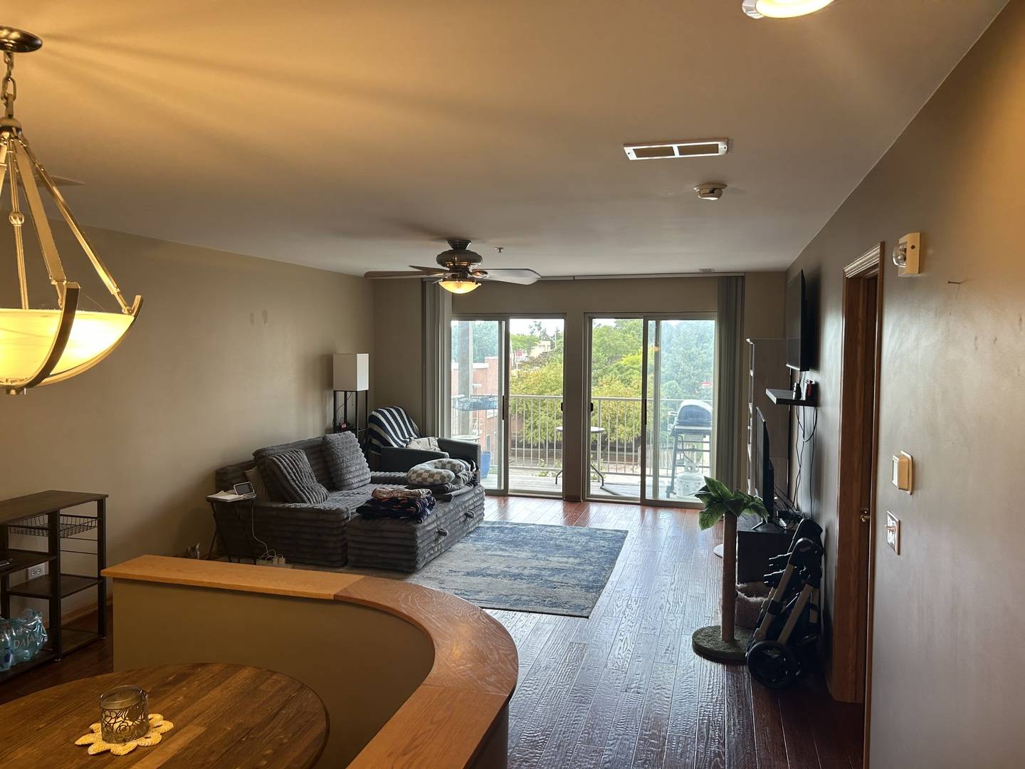 Roselle, IL 60172,Address not disclosed
