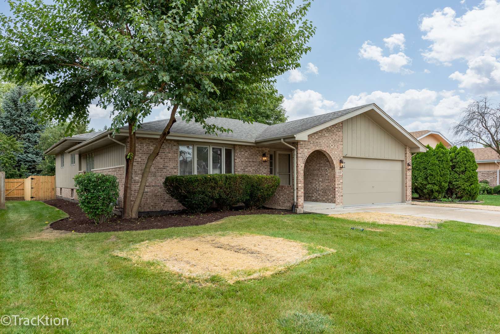 Romeoville, IL 60446,649 Gavin AVE