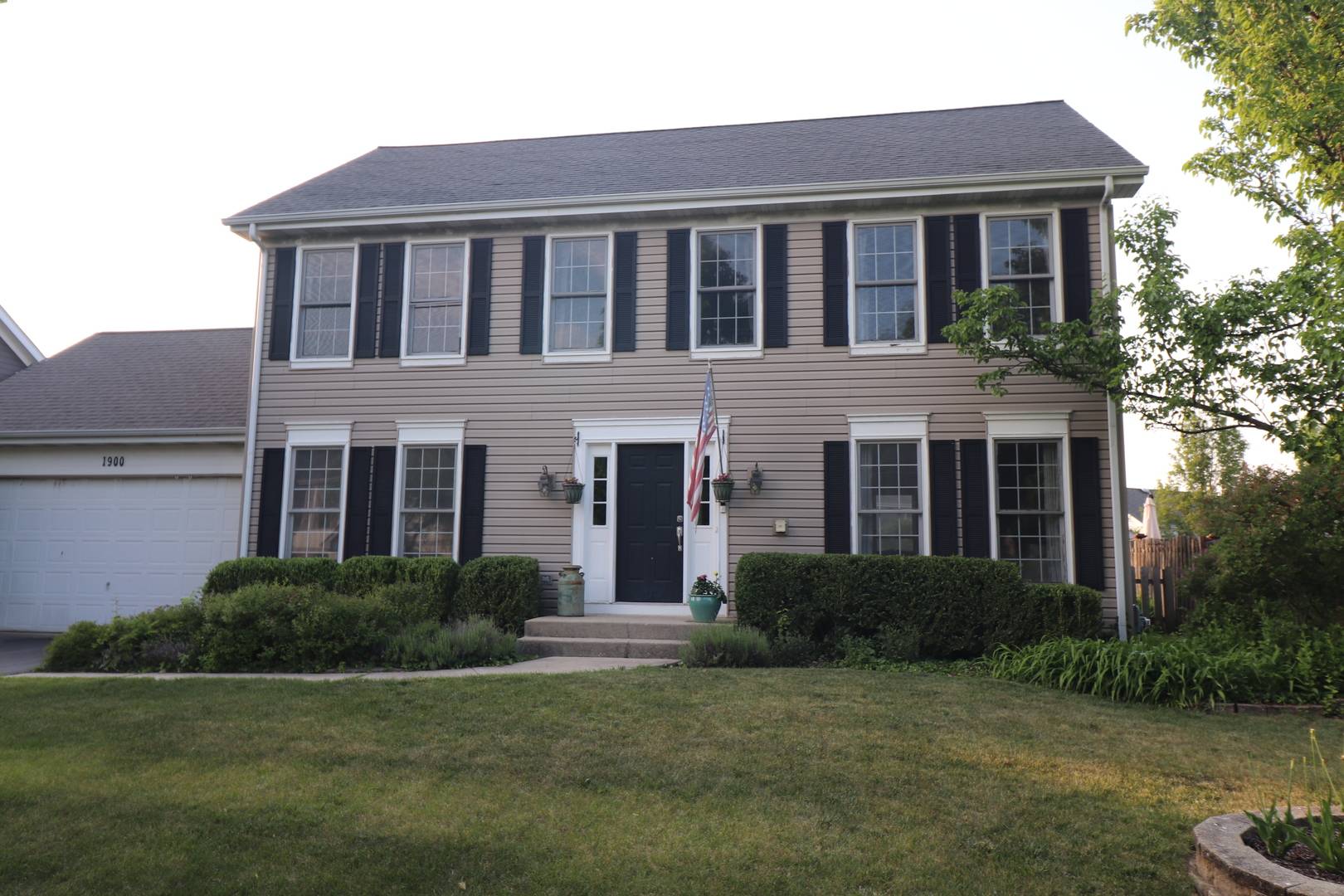 Algonquin, IL 60102,1900 Waverly LN