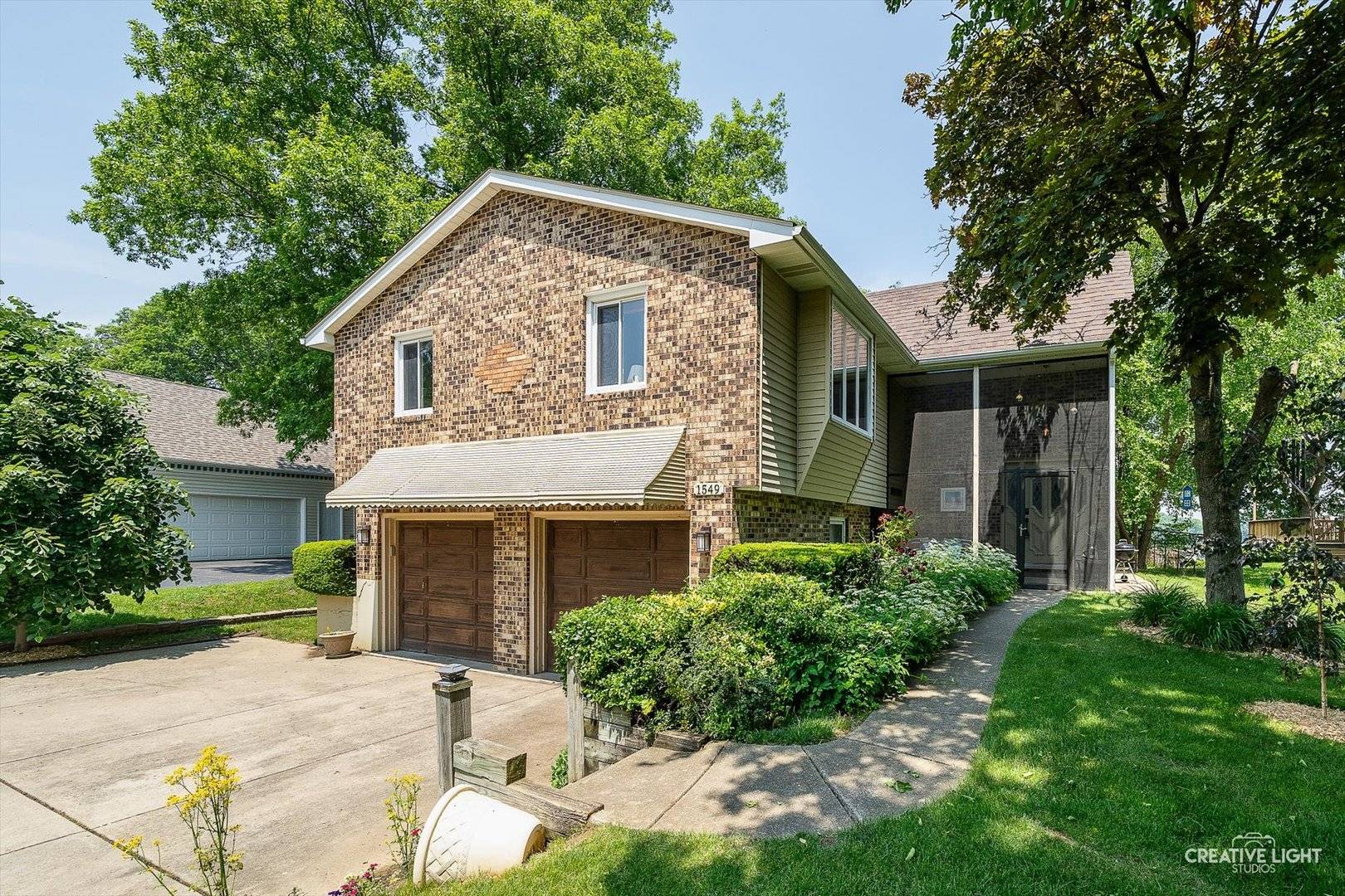 Lake Holiday, IL 60548,1549 Lake Holiday DR