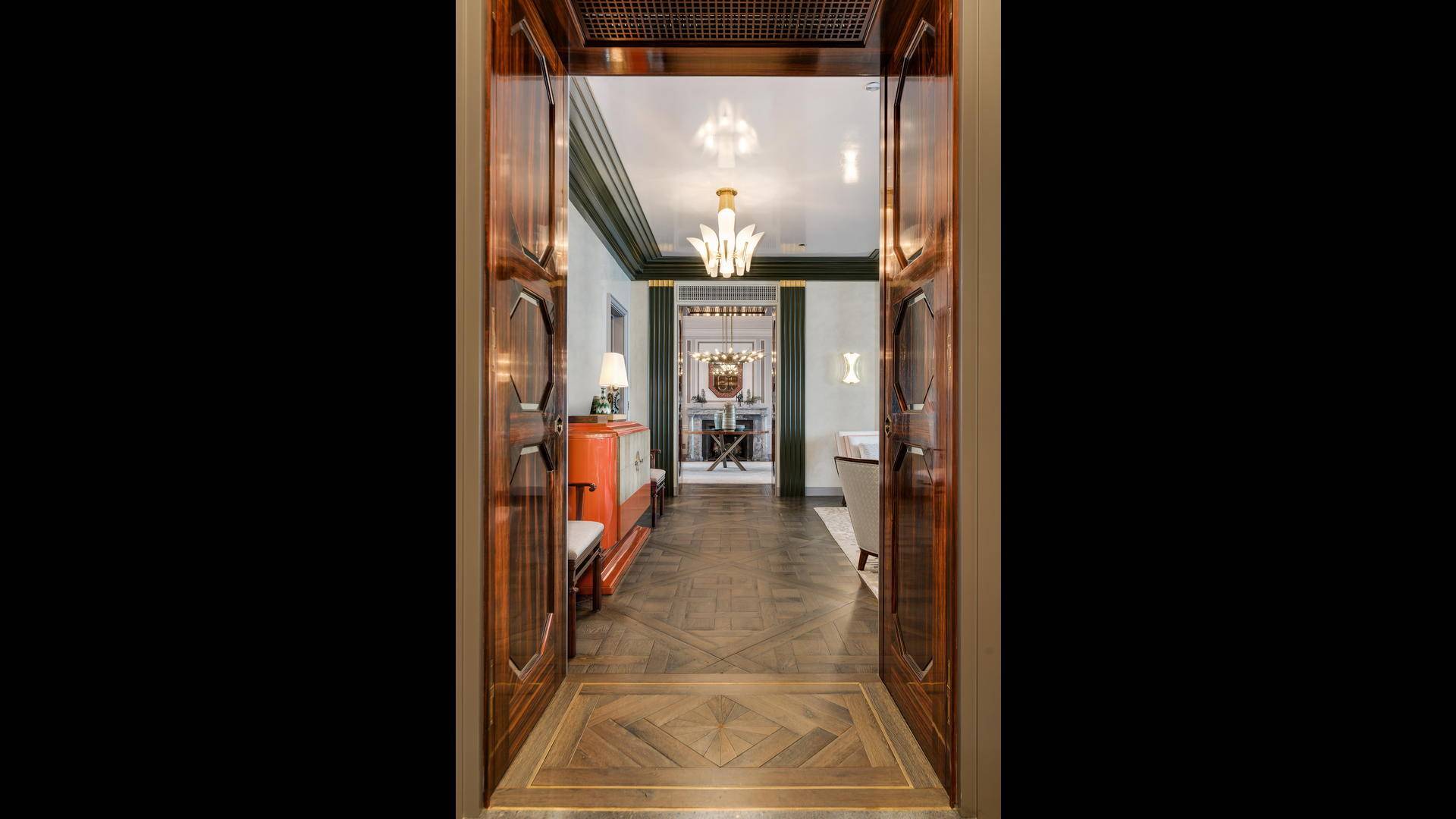 Chicago, IL 60611,159 E WALTON PL #31A