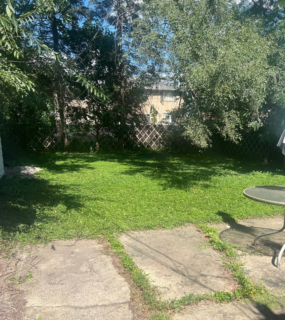 Park Forest, IL 60466,28 Apple LN