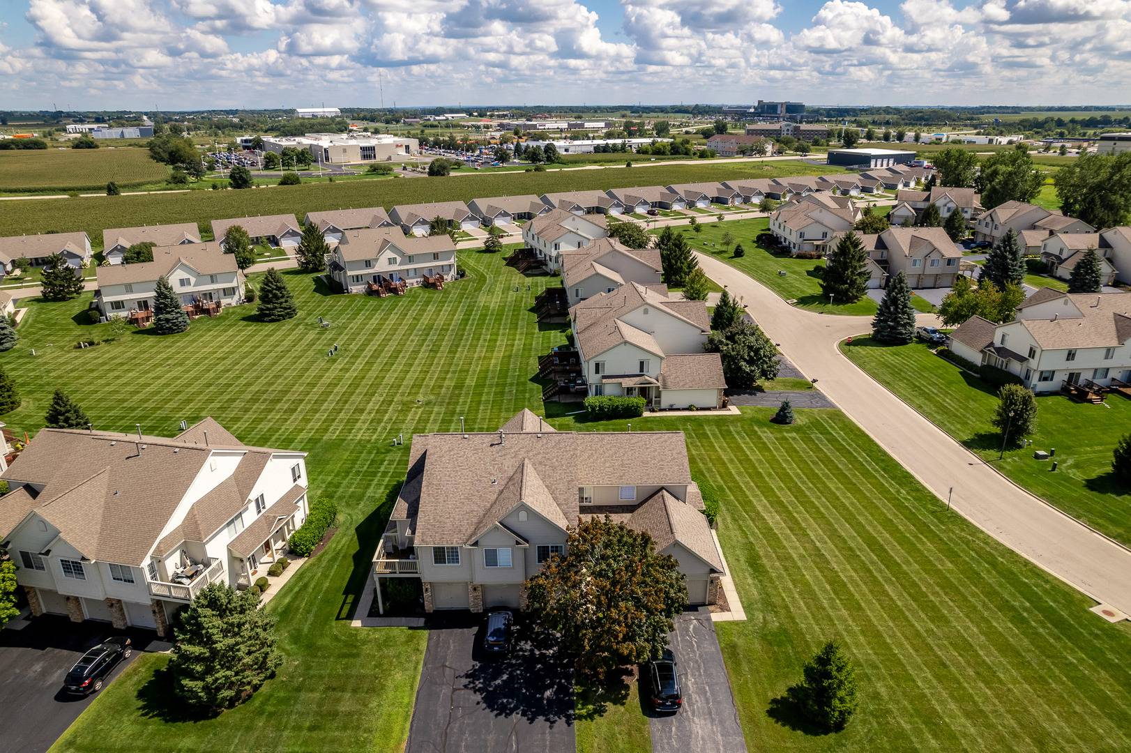 Loves Park, IL 61111,7307 Casey DR