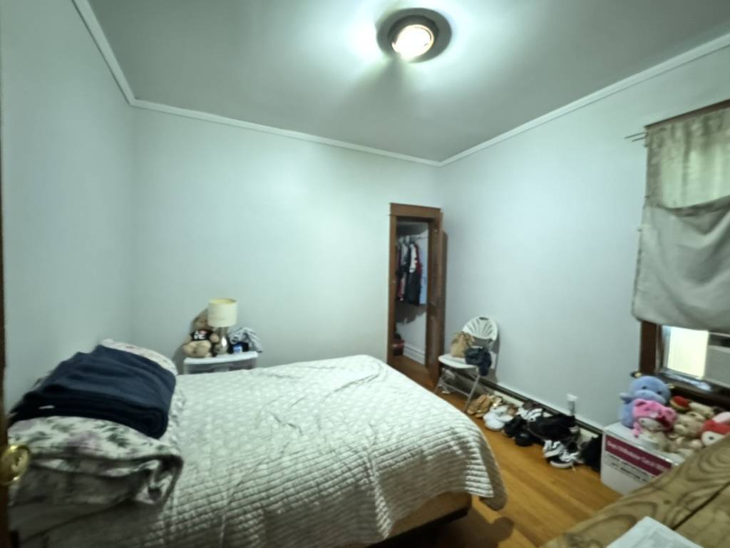 Blue Island, IL 60406,12823 Division ST