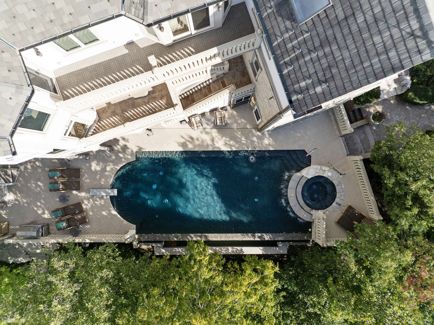 Naperville, IL 60565,51 Ford LN