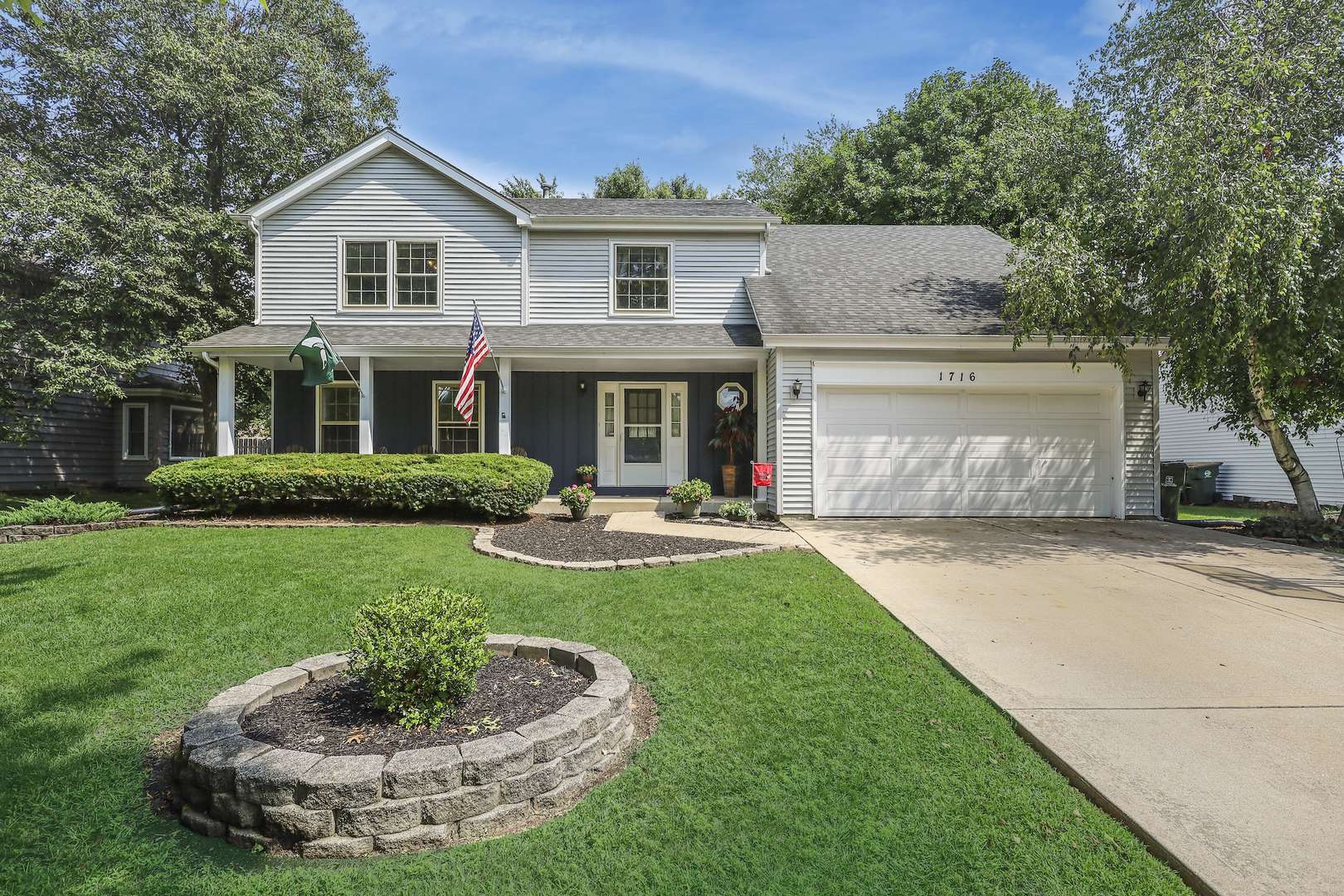 Naperville, IL 60565,1716 Schey CT