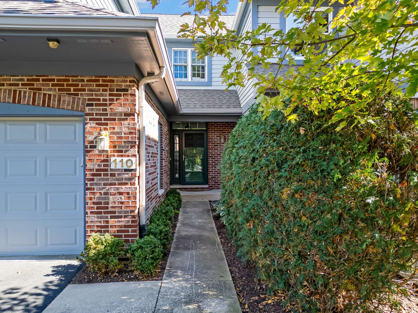 Burr Ridge, IL 60527,110 Waterside PL