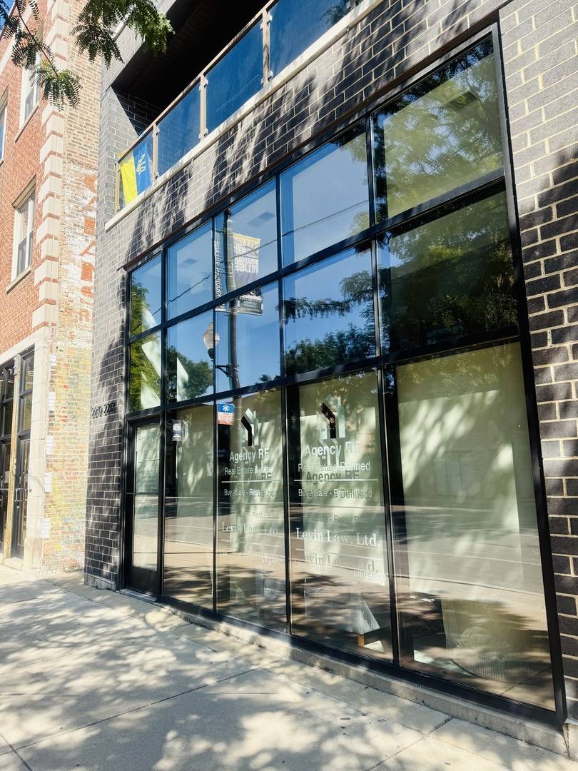 Chicago, IL 60622,2210 W Chicago AVE #1W