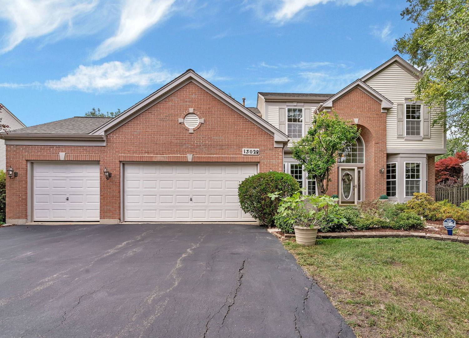 Plainfield, IL 60585,13028 Bradford LN