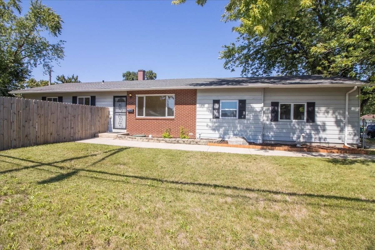 Joliet, IL 60435,2211 Black RD