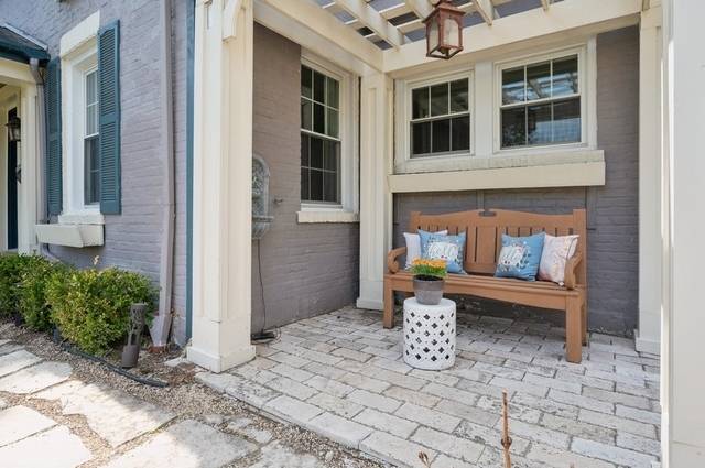 Highland Park, IL 60035,32 Valley RD