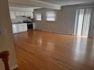 Lake Forest, IL 60045,563 Ivy CT