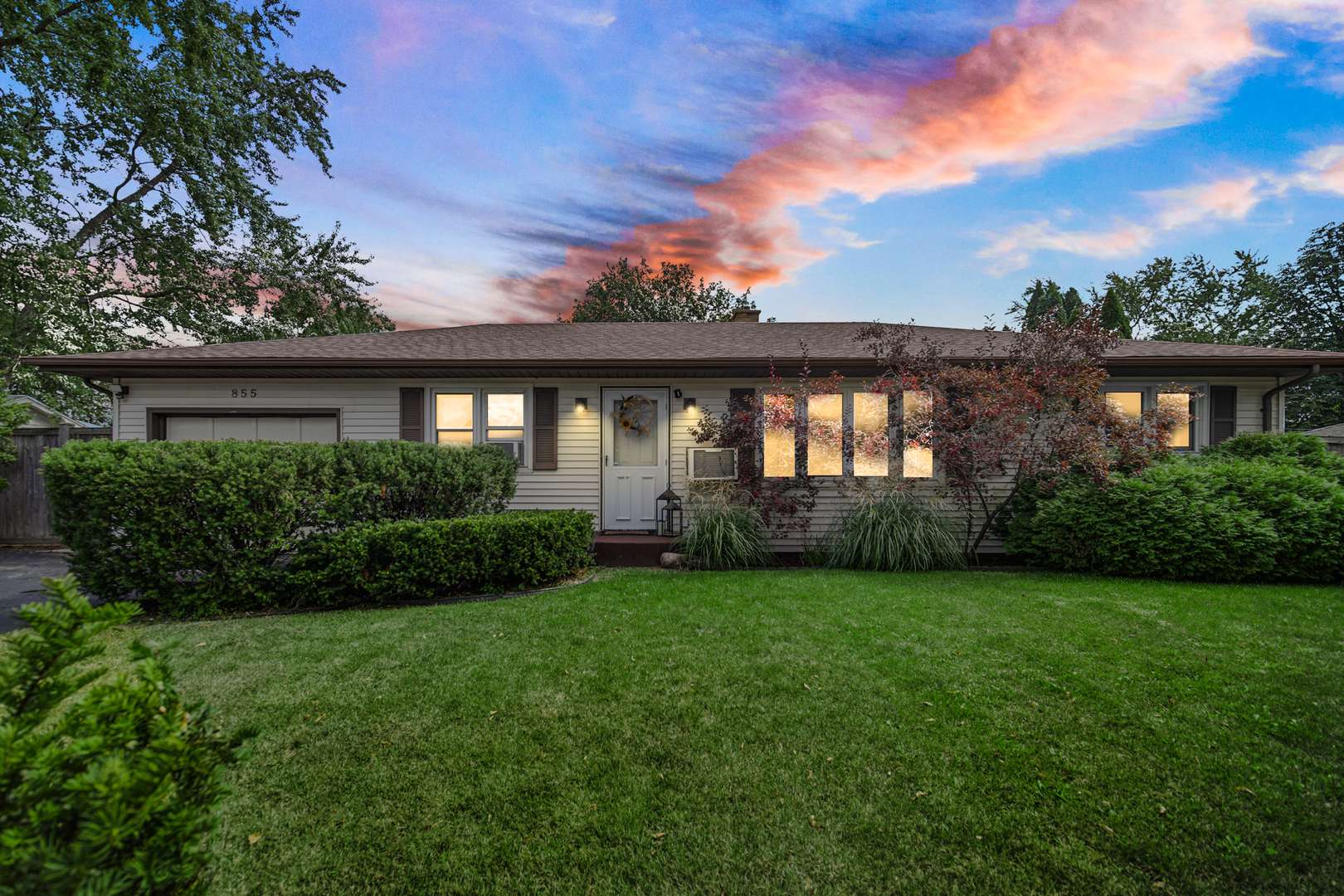 Gurnee, IL 60031,855 N Greenleaf ST