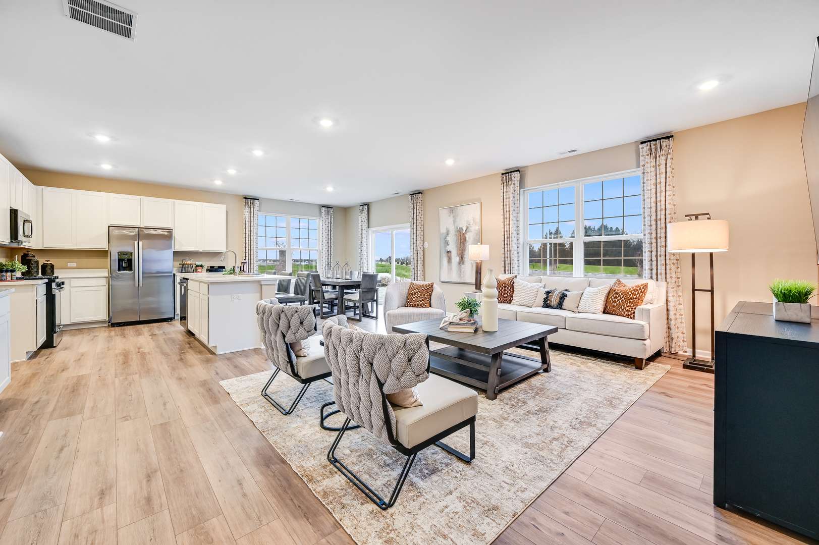 Hinckley, IL 60520,520 N. Oak ST