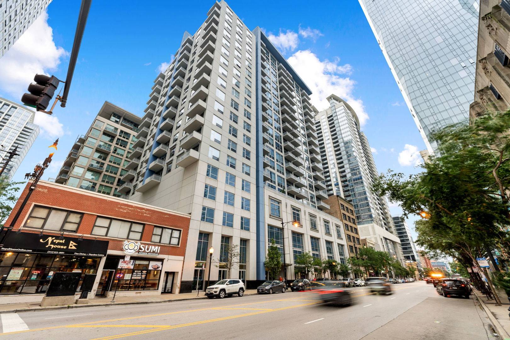 Chicago, IL 60605,1305 S Michigan AVE #907