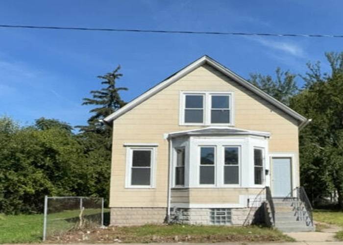 Chicago, IL 60628,11835 S Stewart AVE