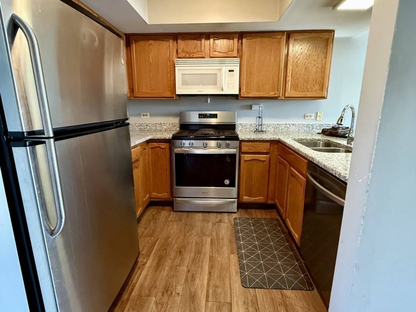 Huntley, IL 60142,11409 Douglas AVE #C