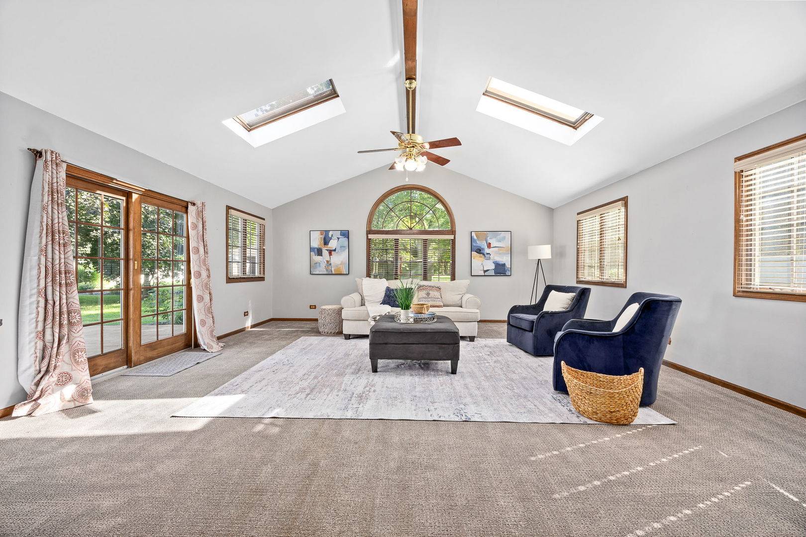 Joliet, IL 60404,24349 W Camelot RD