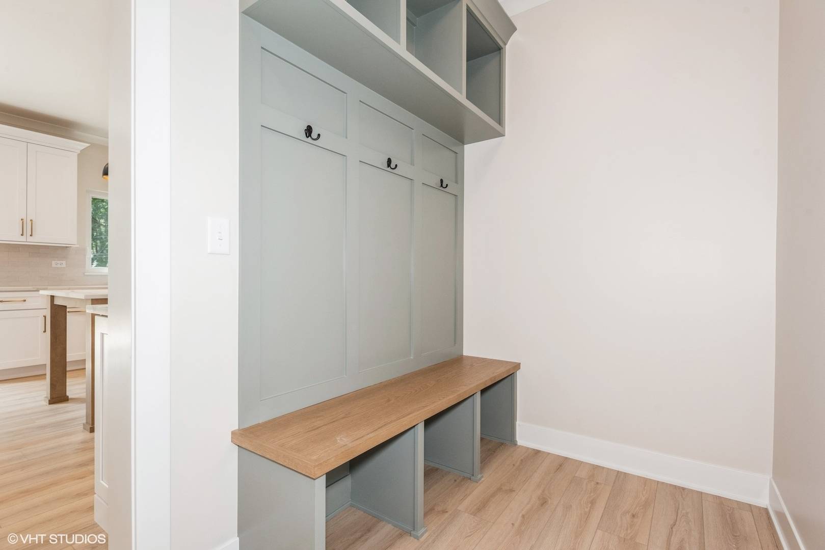 Carol Stream, IL 60188,1N060 LOT 3 Morse ST